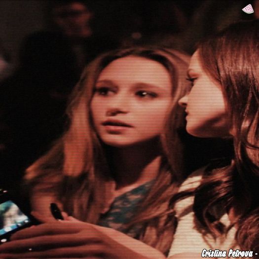 ➹`Петрова пожар.ϟ; Cine vrea tzuikă, că io vreau. :X ?