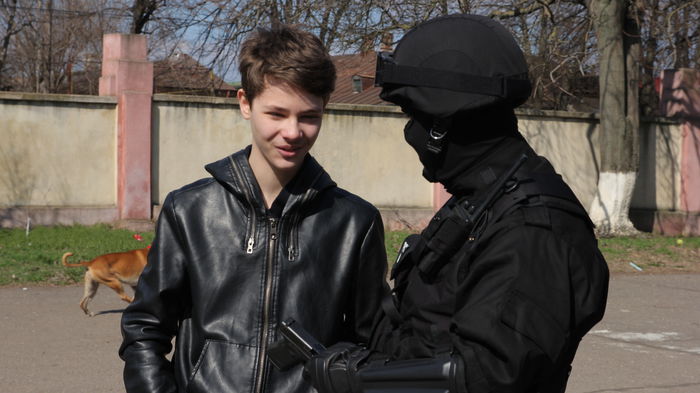 IMG_6983 - saptamana altfel Rares si Vlad in vizita la mascatii Politiei Locale Galati
