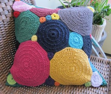 pernuta-decorativa-crosetata-multicolor-8271_7c