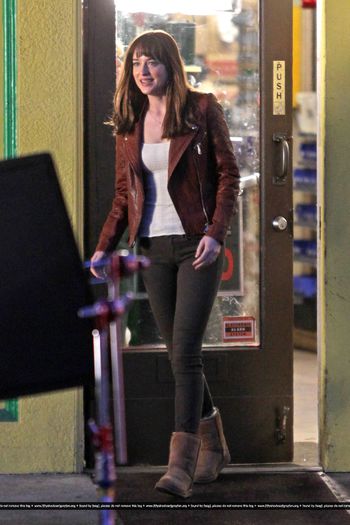 Dakota-Johnson-image-dakota-johnson-36534271-2000-3000