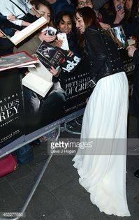 463277680 - Dakota Johnson