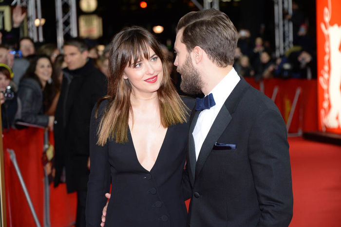 fifty-shades-review-12feb15-07