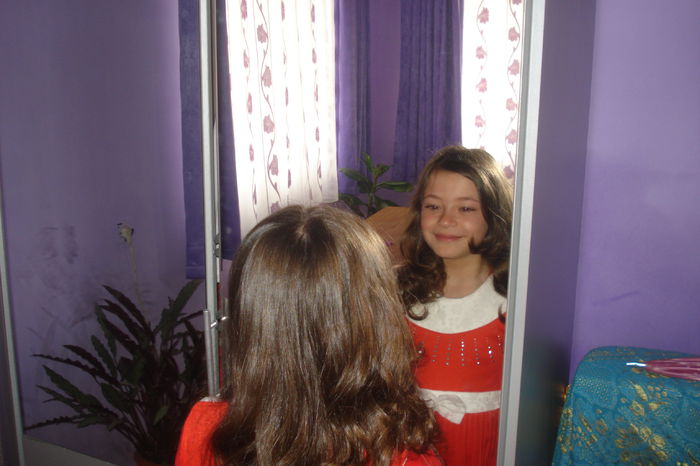 12 APRILIE 2015; HRISTOS A INVIAT !
