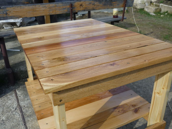 Masa din lemn - Noua Masa