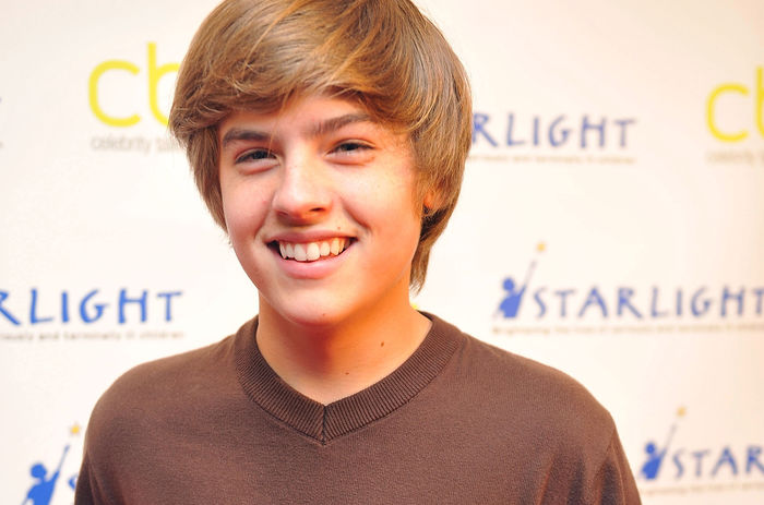 12.dylan-sprouse