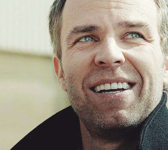 Spune-ne cum te-ai cunoscut cu Vky..