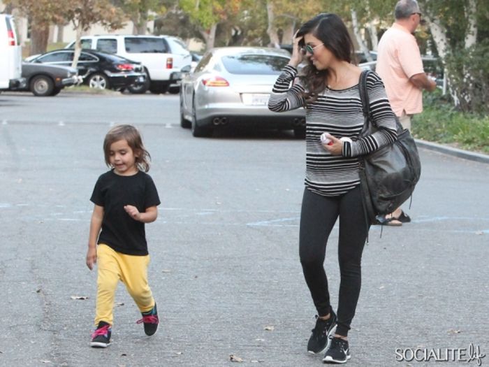 mason-disick-kourtney-kardashian-errands-10022013-lead01-600x450