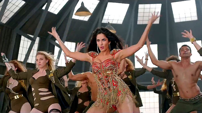 7nhwj44tm7dtlj5t-d-0-katrina-kaif-dhoom-3-song-dhoom-machale-dhoom-hot-still1