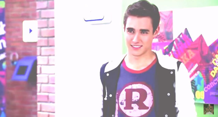 bandicam 2015-04-16 21-22-49-515 - 06 Thinking out loud