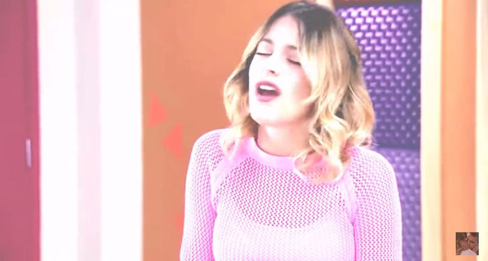 bandicam 2015-04-16 21-22-55-394 - 06 Thinking out loud