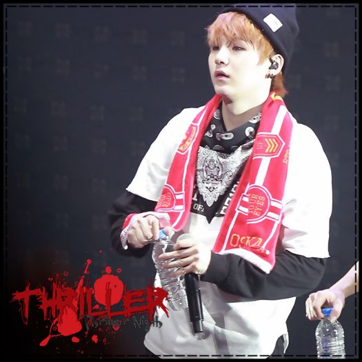 ♦ Helau. :-h #SH;Y. Okay piticot. :* #Hye. *se aseaza pe unde mai e loc* - ix __ Episodul 090 __ xi