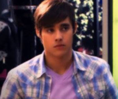 bandicam 2015-04-17 14-23-52-288 - 02 Leon