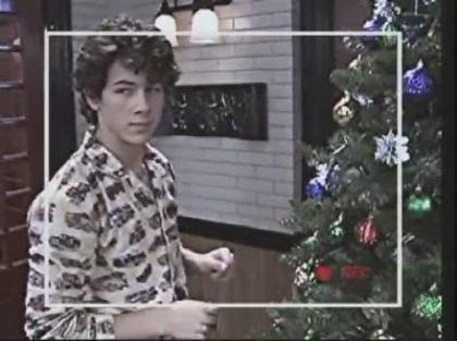JONAS-episode-2-Groovy-Movies-nick-jonas-9509248-400-298 JONAS-episode-2-Groovy-Movies-nick-jonas-9509248-400-298