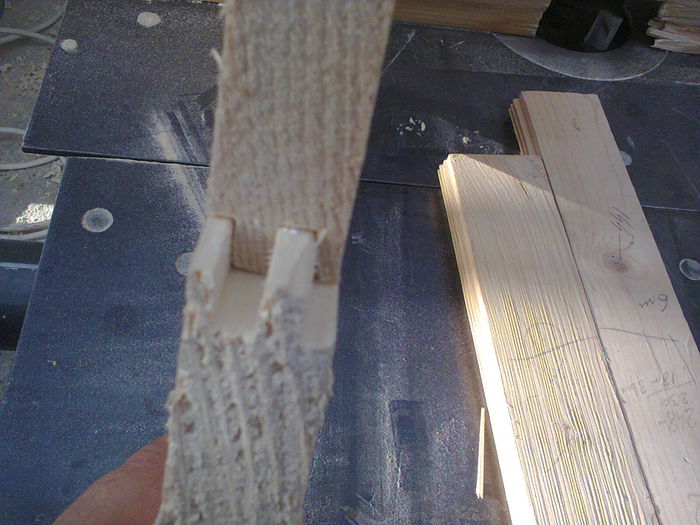 Fotografie0227 - stupi orizontali