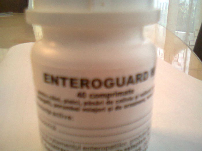 COMBATE ENTEROPATIILE PRIMARE SI SECUNDARE PRODUSE DE BACTERII SI PROTOZOARE. - MANCARICA SI MEDICAMENTE PENTRU PASARI