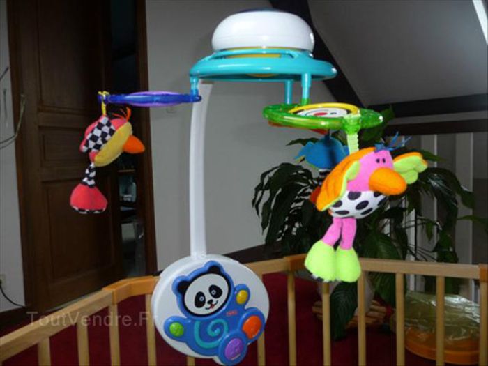 Mobile-Fisher-Price-Panda-(Musical-et-lumineux)_66153133L