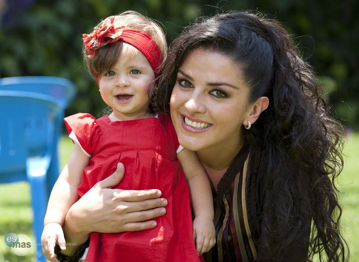 regina y renata - cuando me enamoro