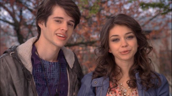 sarah-hyland-1335423263