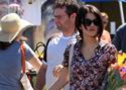 images6 - selena gomez si familia ei