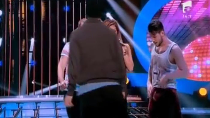 bandicam 2015-05-03 00-34-43-958