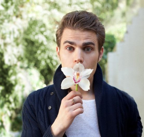 Raluca, stii...O sa fiu sincer nu imi pasa daca nu simti acelasi lucru. Sunt indragostit; de tine, adica nu mi s-a mai intamplat asta, eu am fost un baga;bont pana acum..
