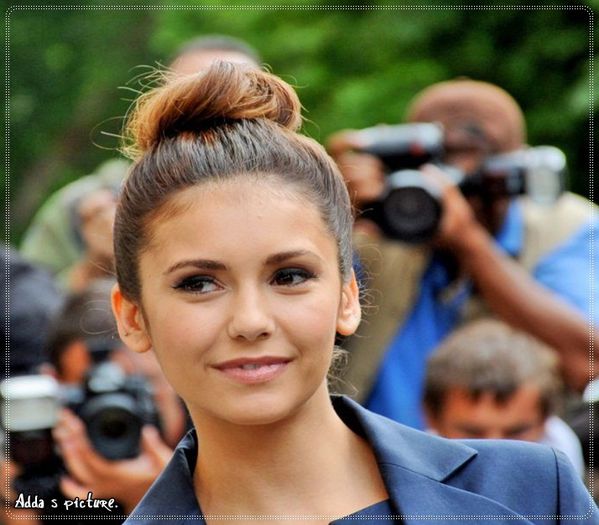 》ESTI NEBUNAAAA #Lydia. Binesss tu #Davina.