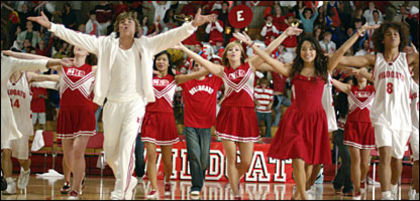 _44386059_high_school8q416 - high school musical