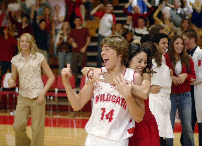 HSM1-high-school-musical-zack-effron