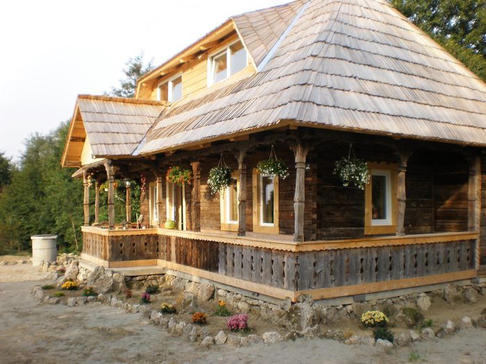 536928_545731358785534_1616683900_n