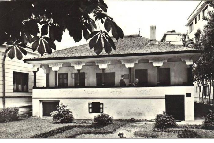 539668_551519981540005_2087512494_n