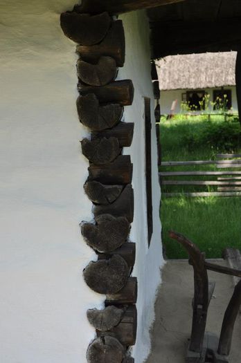 734648_542315685793768_1125452677_n