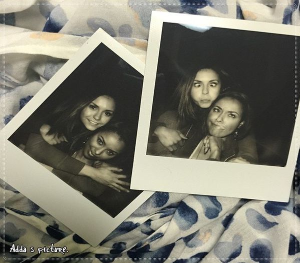 》Las manos arriba, cintura sola