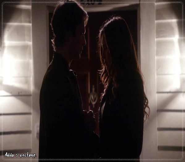 》clk Ba da...cant... dar doar la betii si chefuri...nu intruna ca frati-tu =)))) :3; Mmmm...ba da, imi place ;;) =)))))) *isi lasa capul pe spate*
