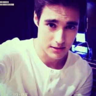 bandicam 2015-05-12 22-40-40-171