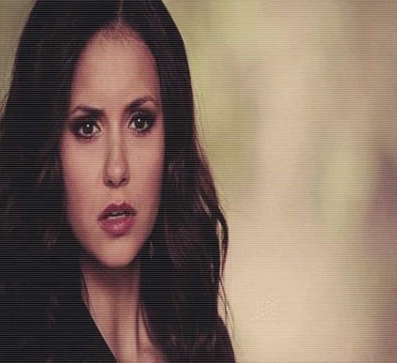 ✌↘;.wιɴcнeѕтer;. # nu se uită la el, dar știe că o privește. Neața, frumosule ;) =))))))).