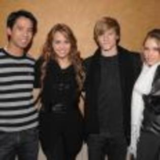 Miley_Cyrus_1239216551_3 - Miley Cyrus