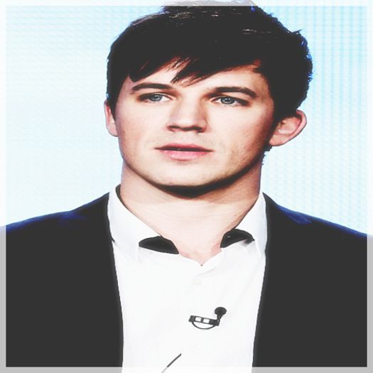 █ ▄→ -se uită la ea- ce faci? -niina-