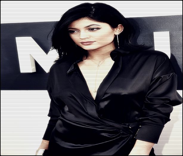 ♚ .nɘɘυp ♔ .[#ramane oarecum socata , nestiind cum sa reactioneze . but ..