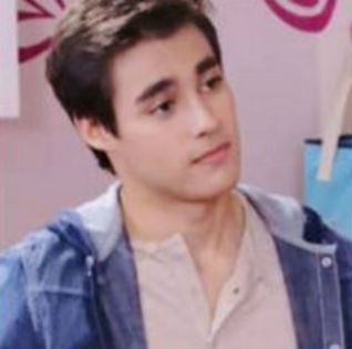 bandicam 2015-05-16 22-04-43-221 - 10