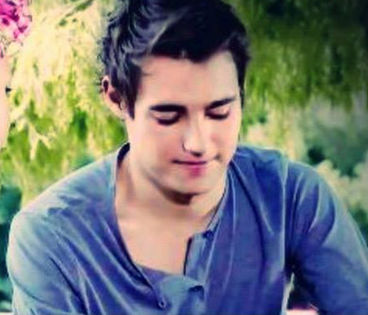 bandicam 2015-05-16 22-35-13-951 - 11