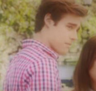 bandicam 2015-05-16 22-42-21-073 - 11