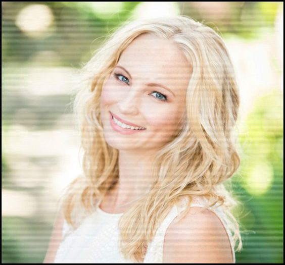 ♥ » - E bine aşa. :) (se uită la el şi îl sărută luung)