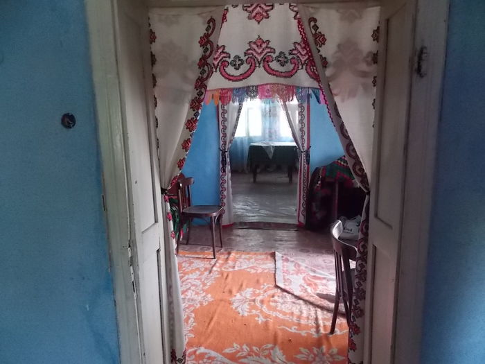 holu dintre camera - POZE CU CASA DE LA TURDAS 2015