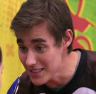 bandicam 2015-05-18 22-59-21-967 - 11