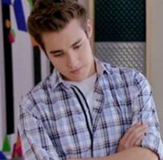 bandicam 2015-05-18 22-59-38-408 - 11