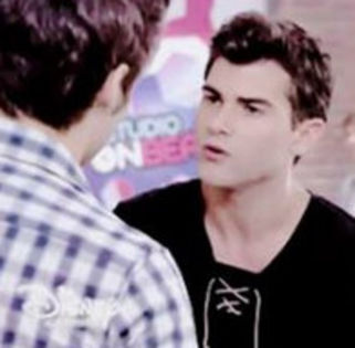 bandicam 2015-05-18 22-59-40-327 - 11