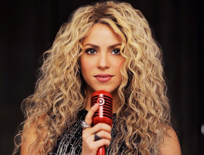 shakira-target-poster (1)