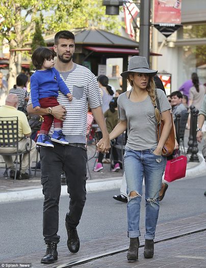 article-0-1E2B636500000578-396_634x822
