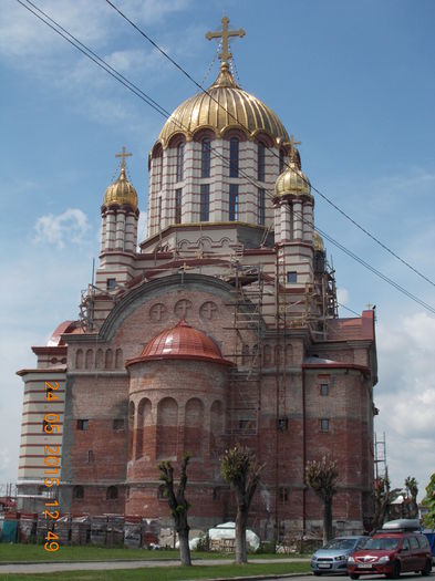Catedrala Ortodoxa Romana din Fagaraş. - PELERINI PRIN TARA FAGARASULUI