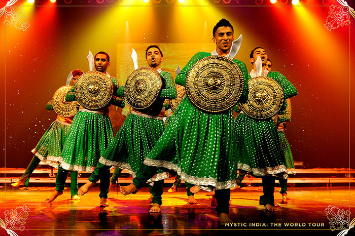  - 7- Dansul indian